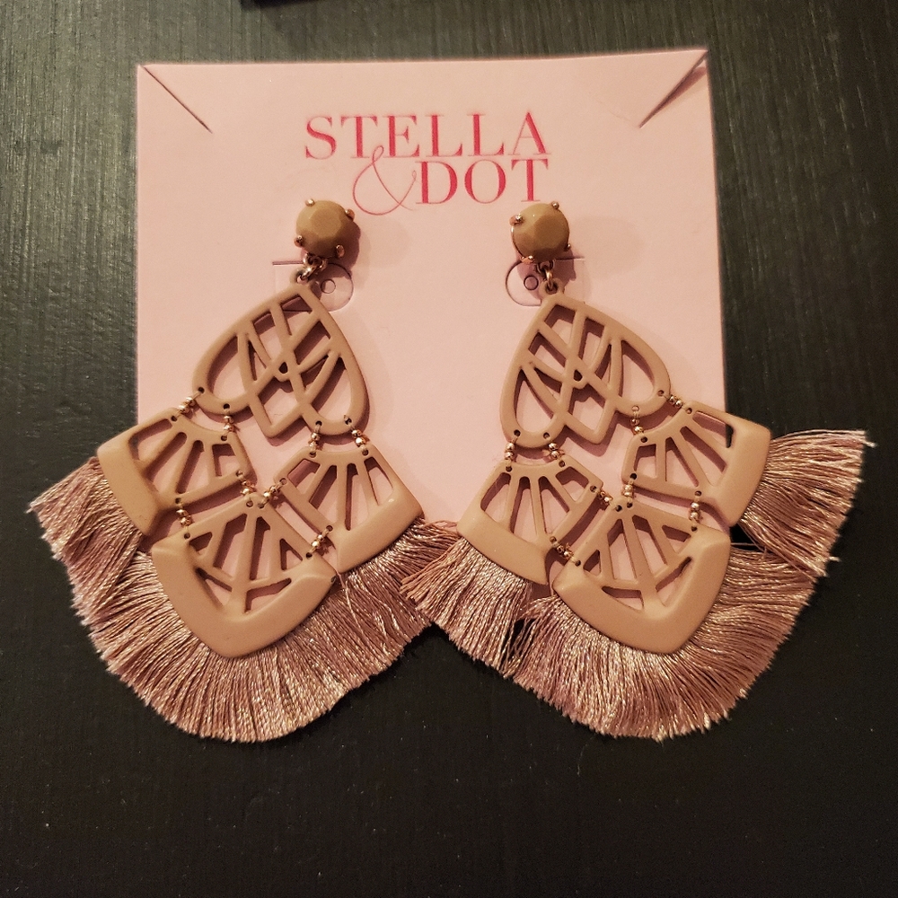 Stella & Dot chandelier earrings